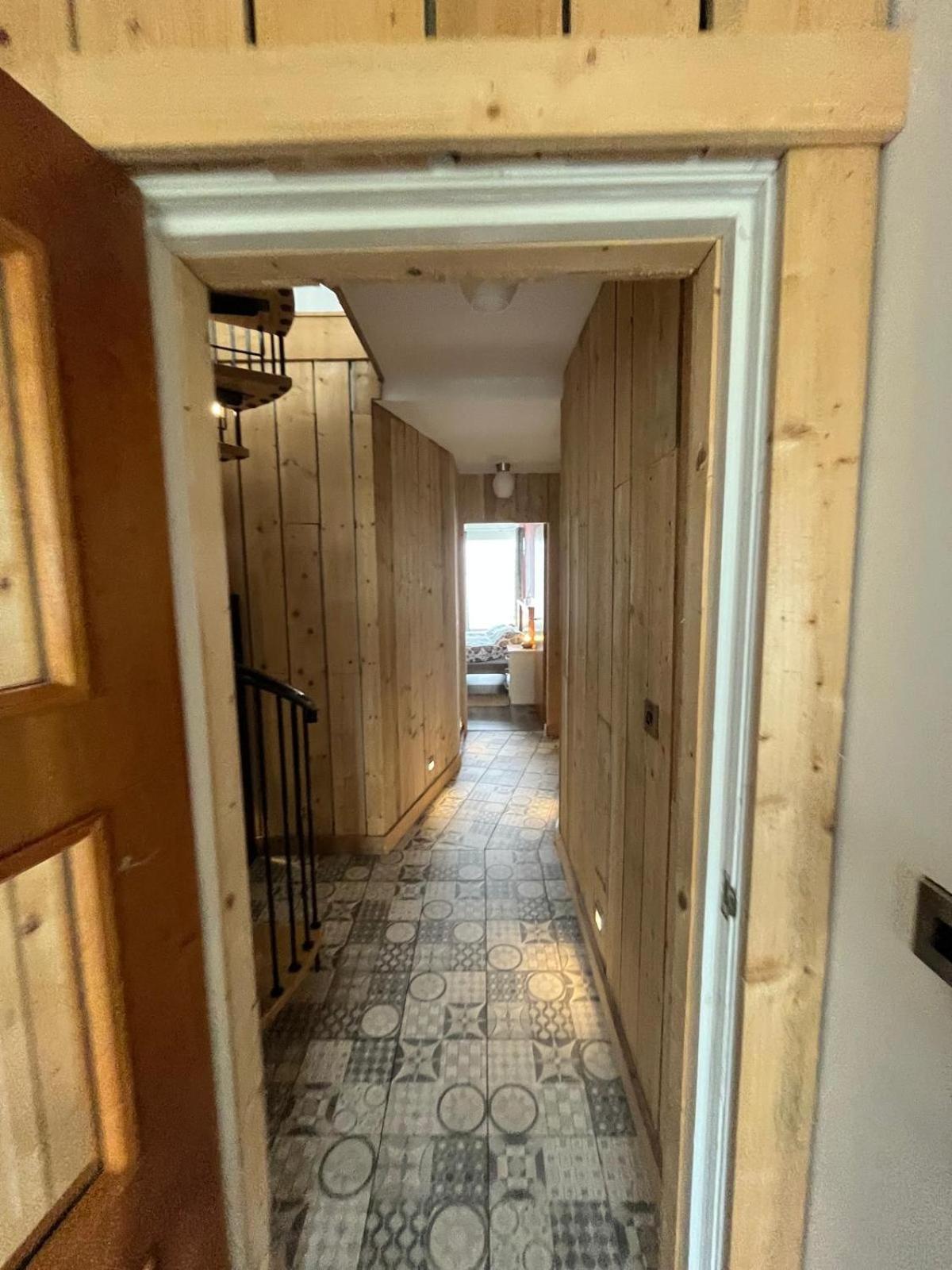2 Ramore Ave Portrush Bilik gambar