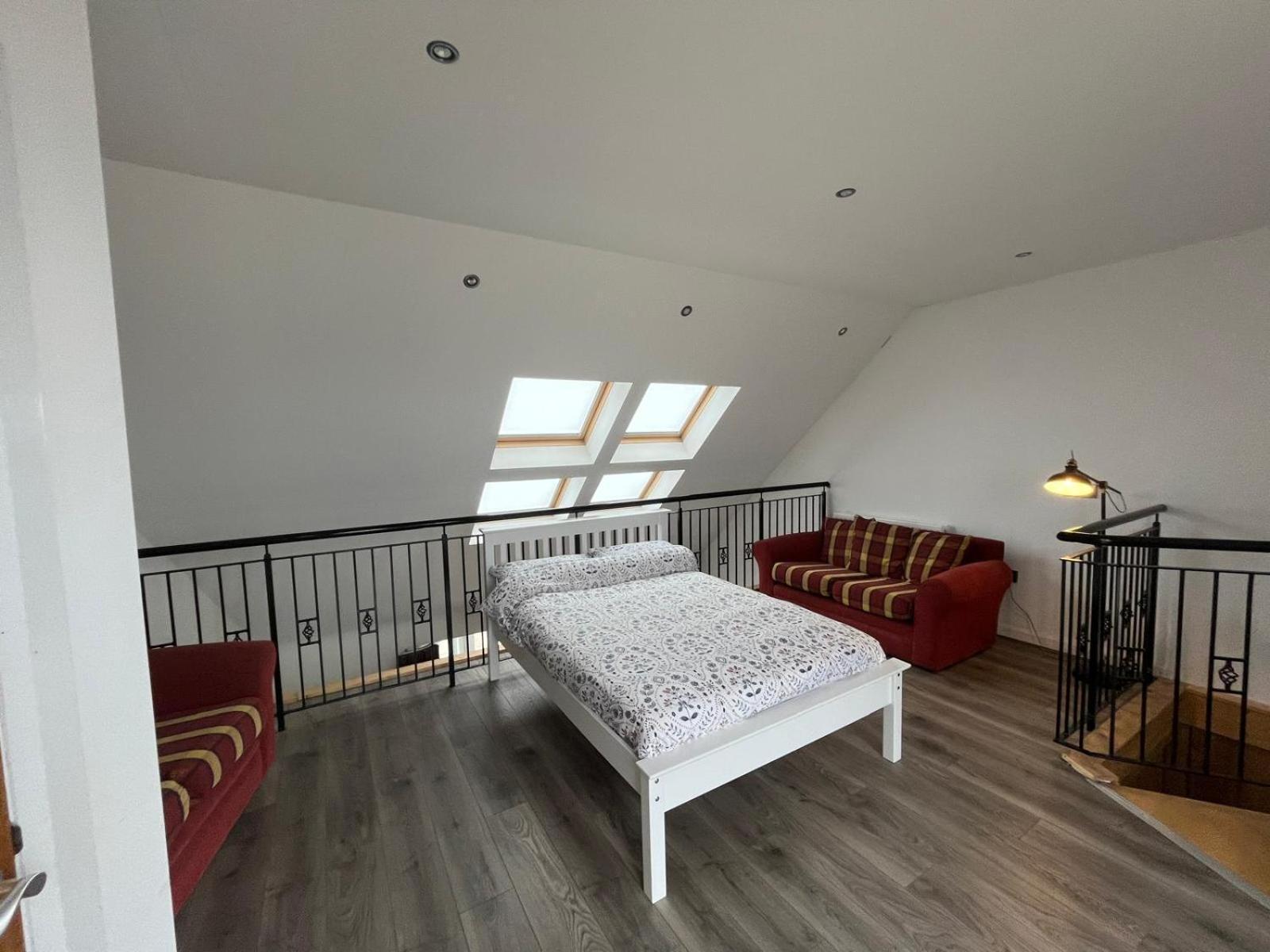 2 Ramore Ave Portrush Bilik gambar